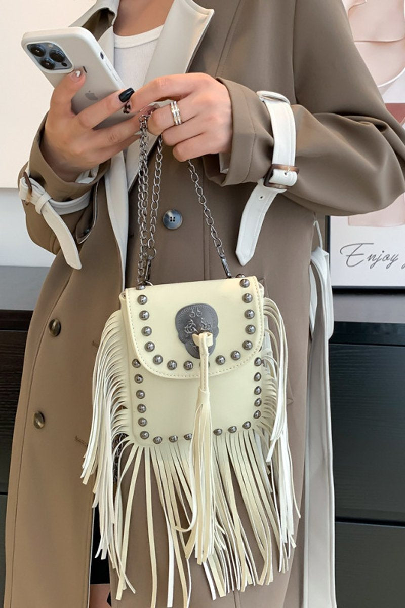 TASSEL POINT ONE SHOULDER MESSENGER BAG