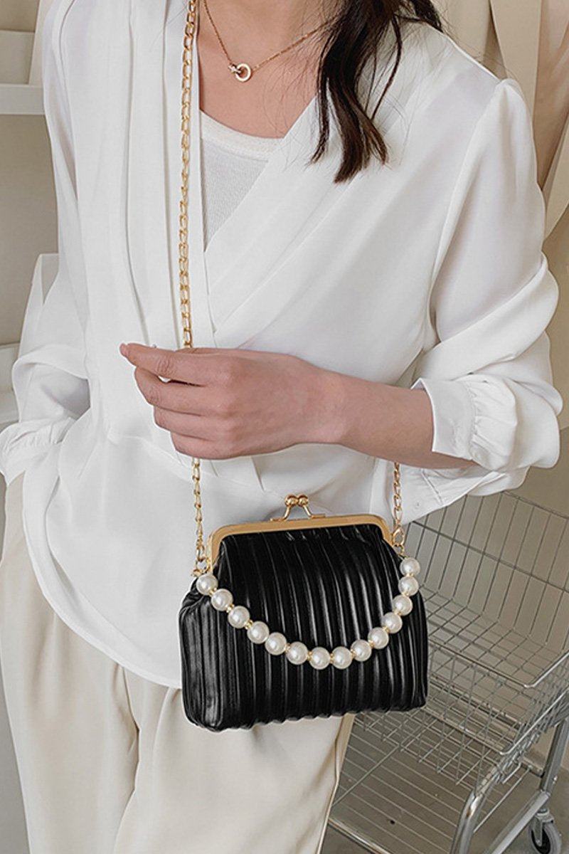 PEARL HANDLE SHELL CHAIN BAG