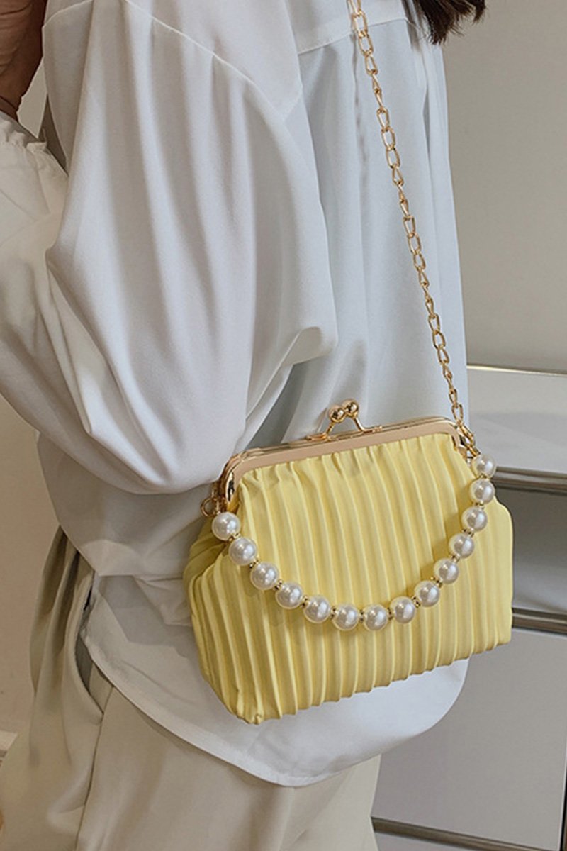 PEARL HANDLE SHELL CHAIN BAG