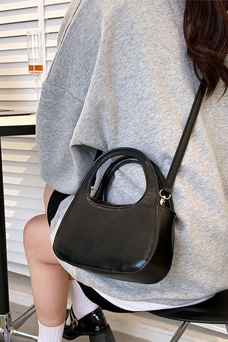 SIMPLE HOLE HANDLE CROSS BODY BAG