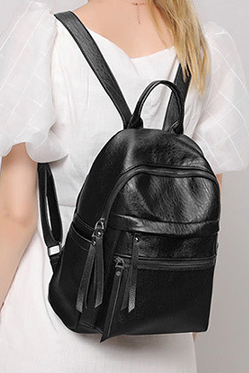 LARGE CAPACITY FASHIONABLE BACKPACK