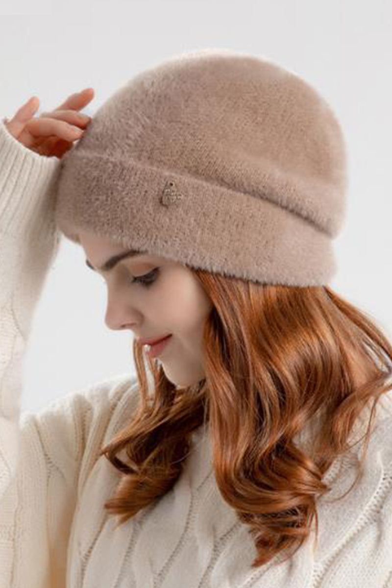 WOMEN SOLID COLOR KNITTED HAT