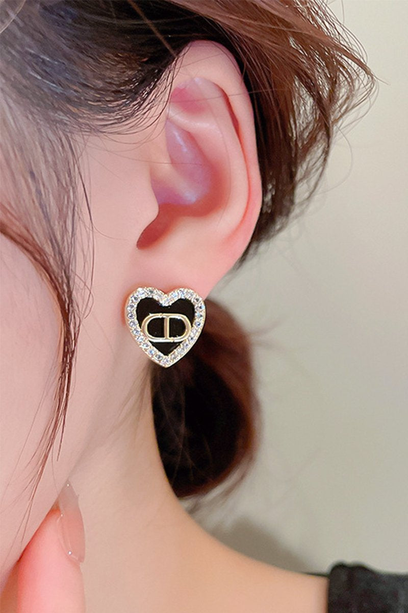 BEADS DETAILED HEART EARRINGS