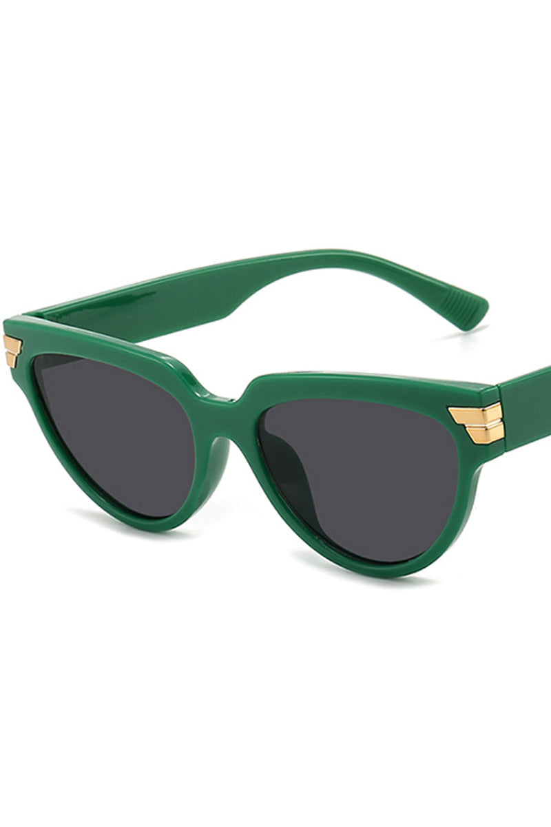 TRAVEL RETRO SUNGLASSES