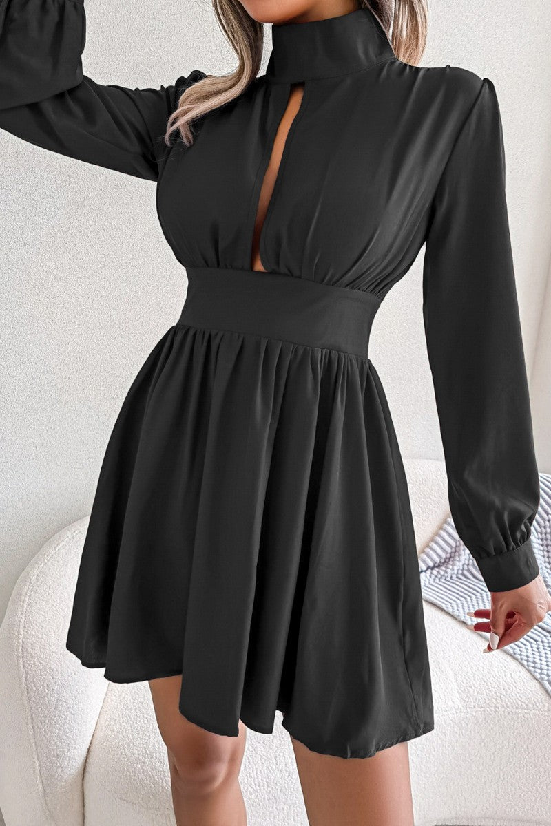 WOMEN FRONT CUT OUT DETAILED HIGH NECK DRESS