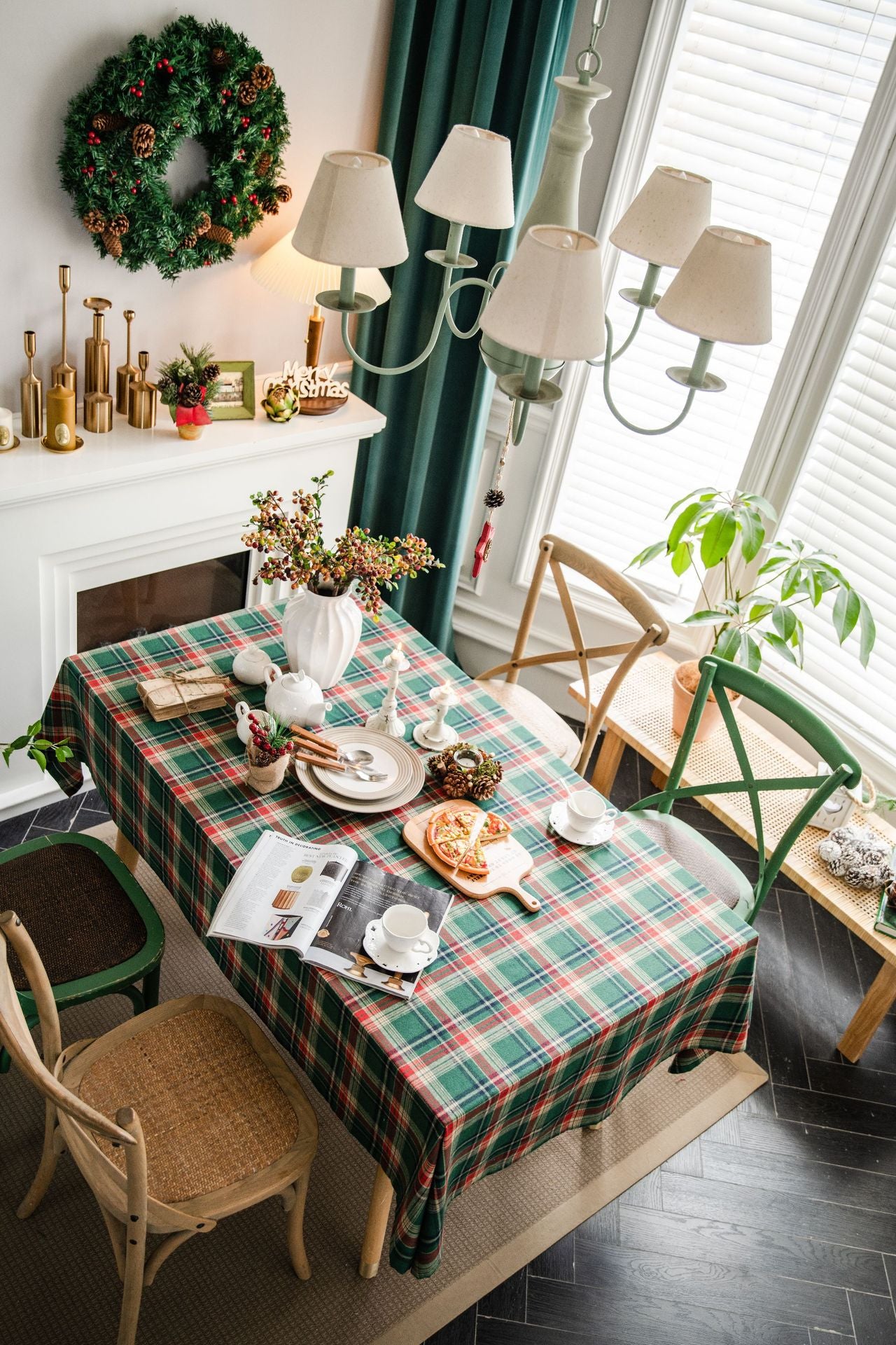 PLAID PATTERN TABLE CLOTH