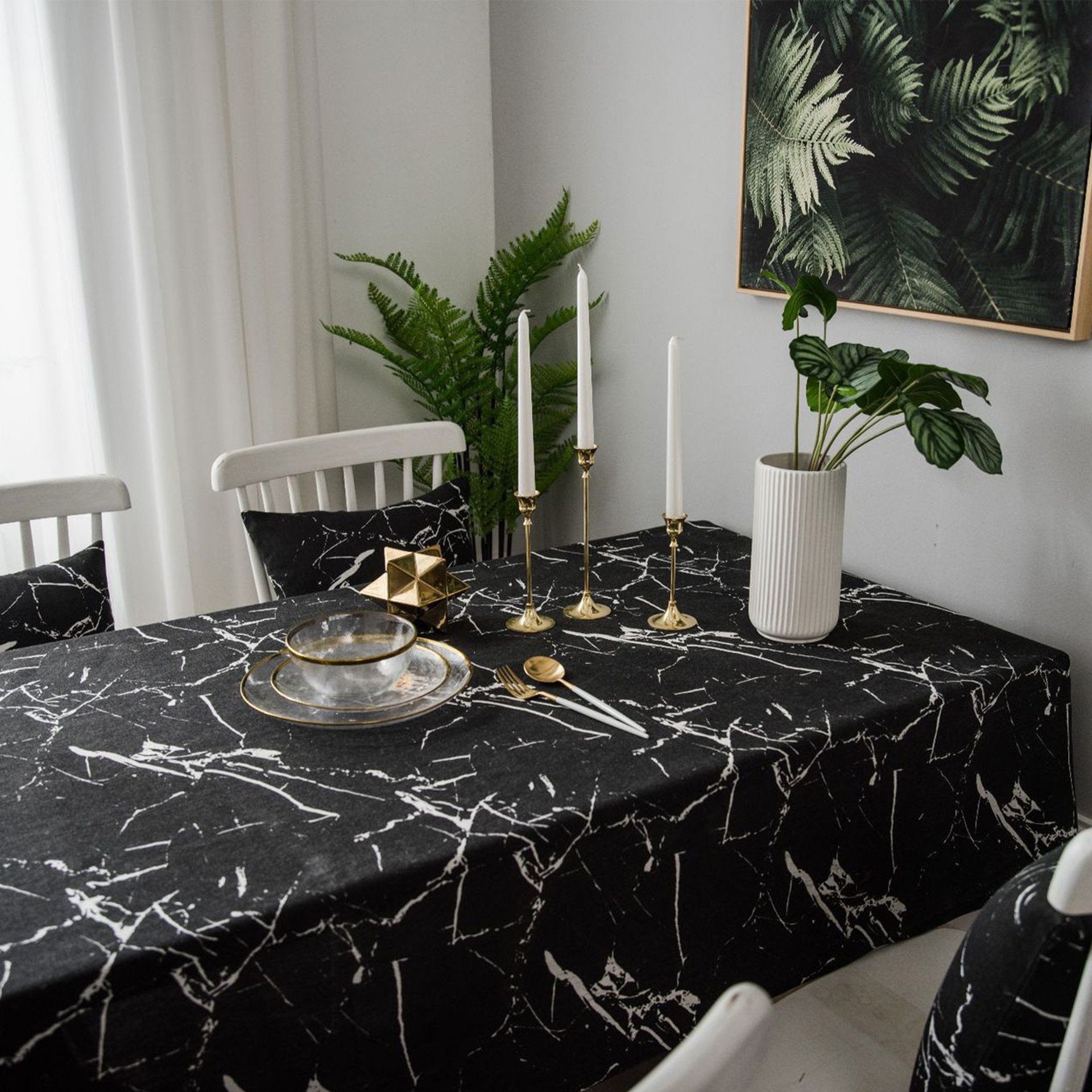 MARBLE PATTERNED COSY TABLECLOTHS