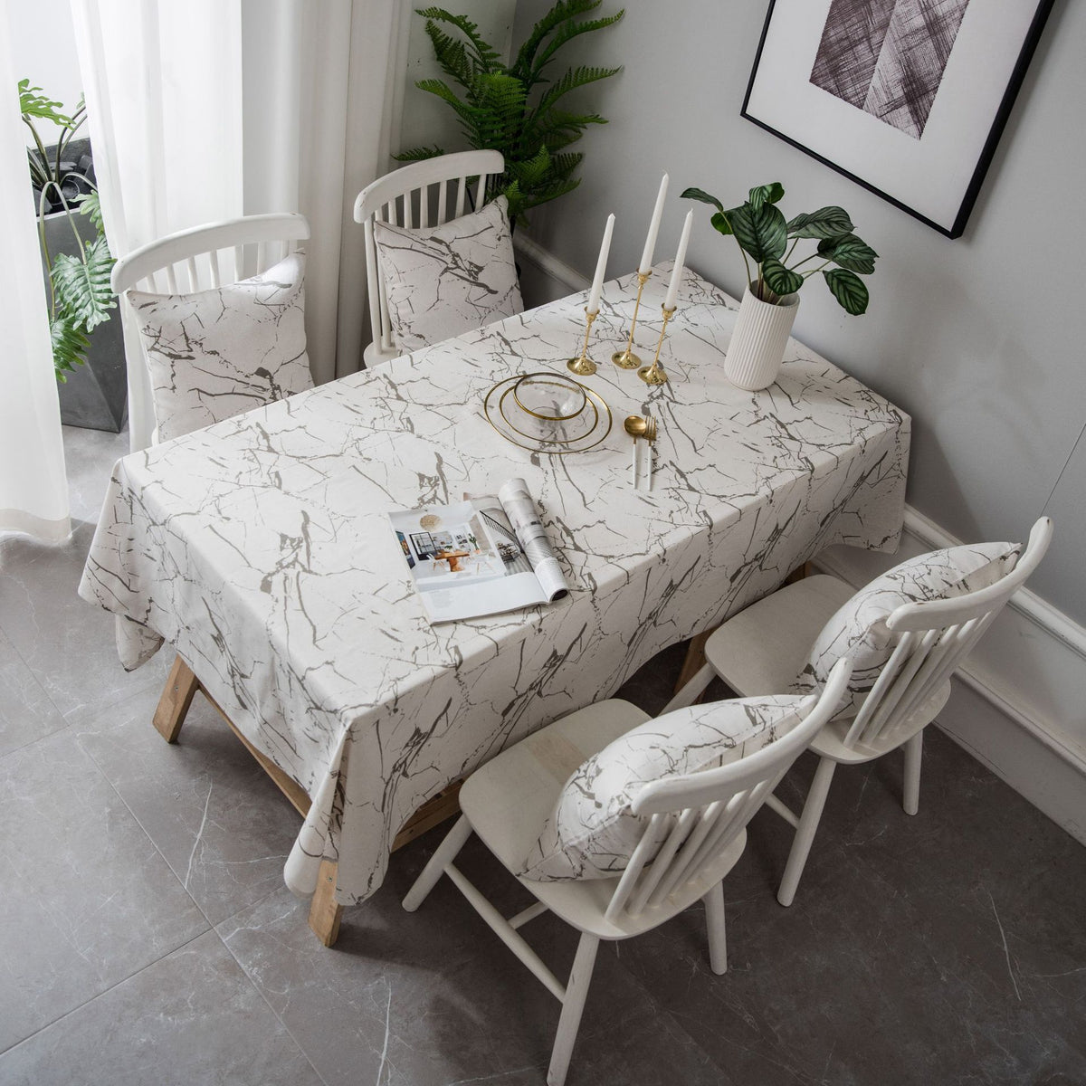 MARBLE PATTERNED COSY TABLECLOTHS