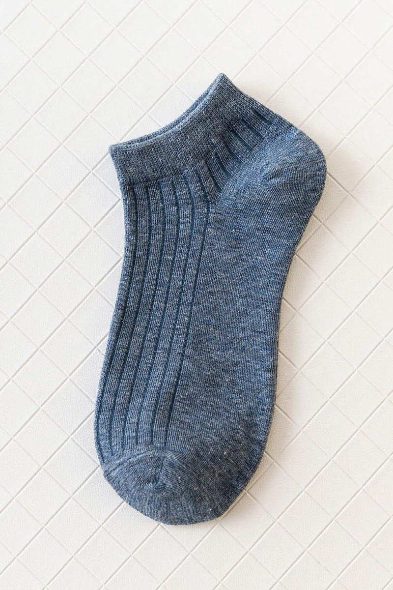 SOLID COLOR BREATHABLE COTTON SOCKS