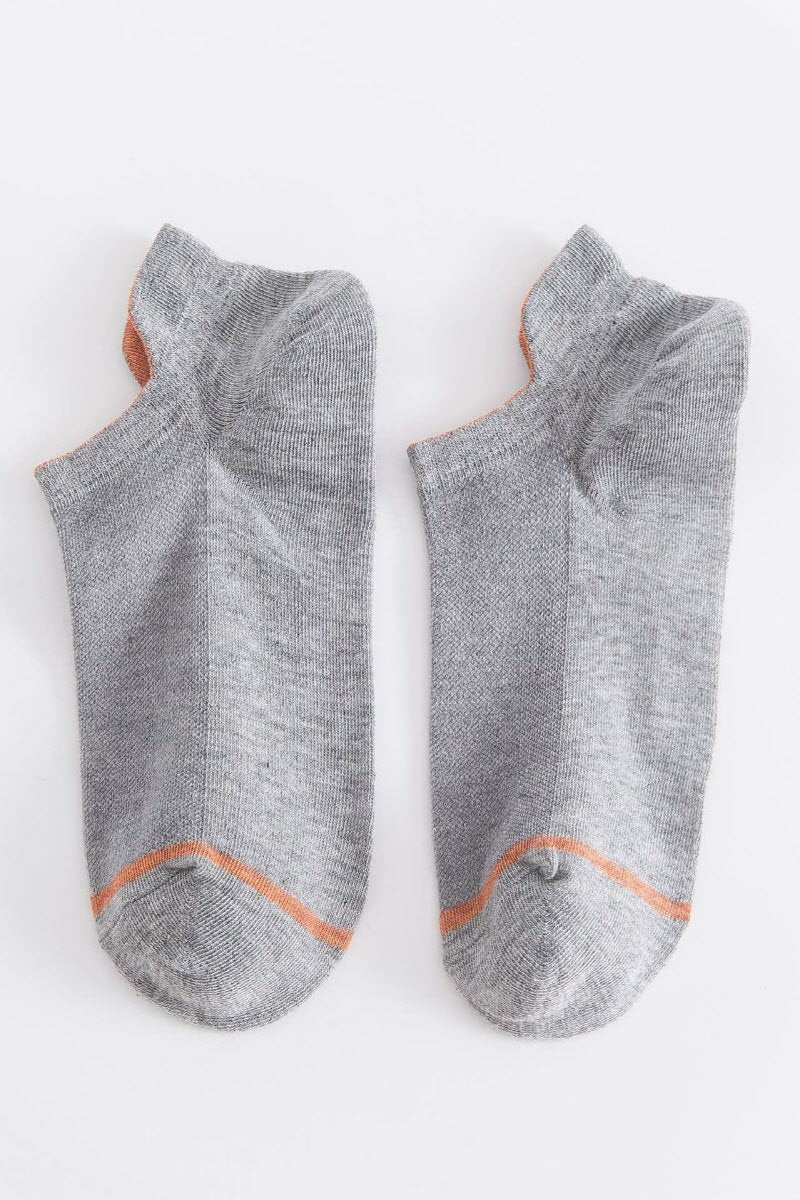 SOLID COLOR COTTON FRESH SOCKS