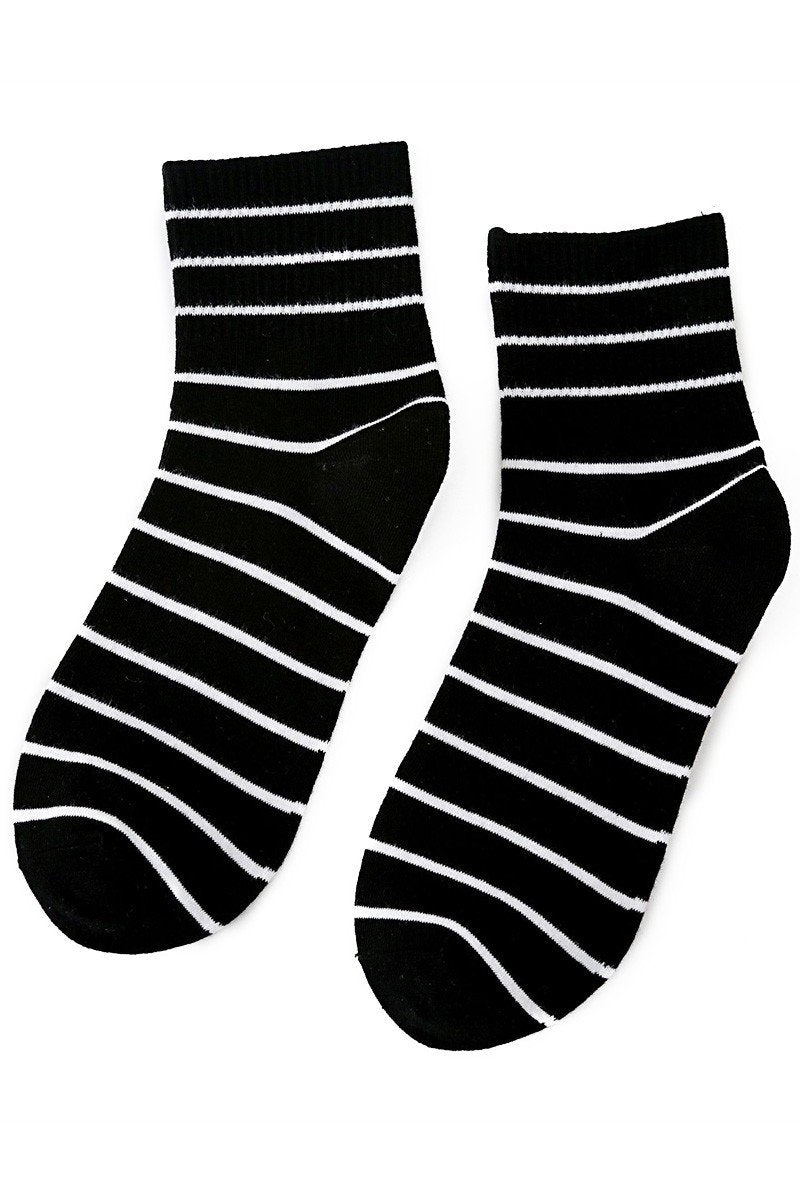 STRIPE CASUAL TRENDY SOCKS