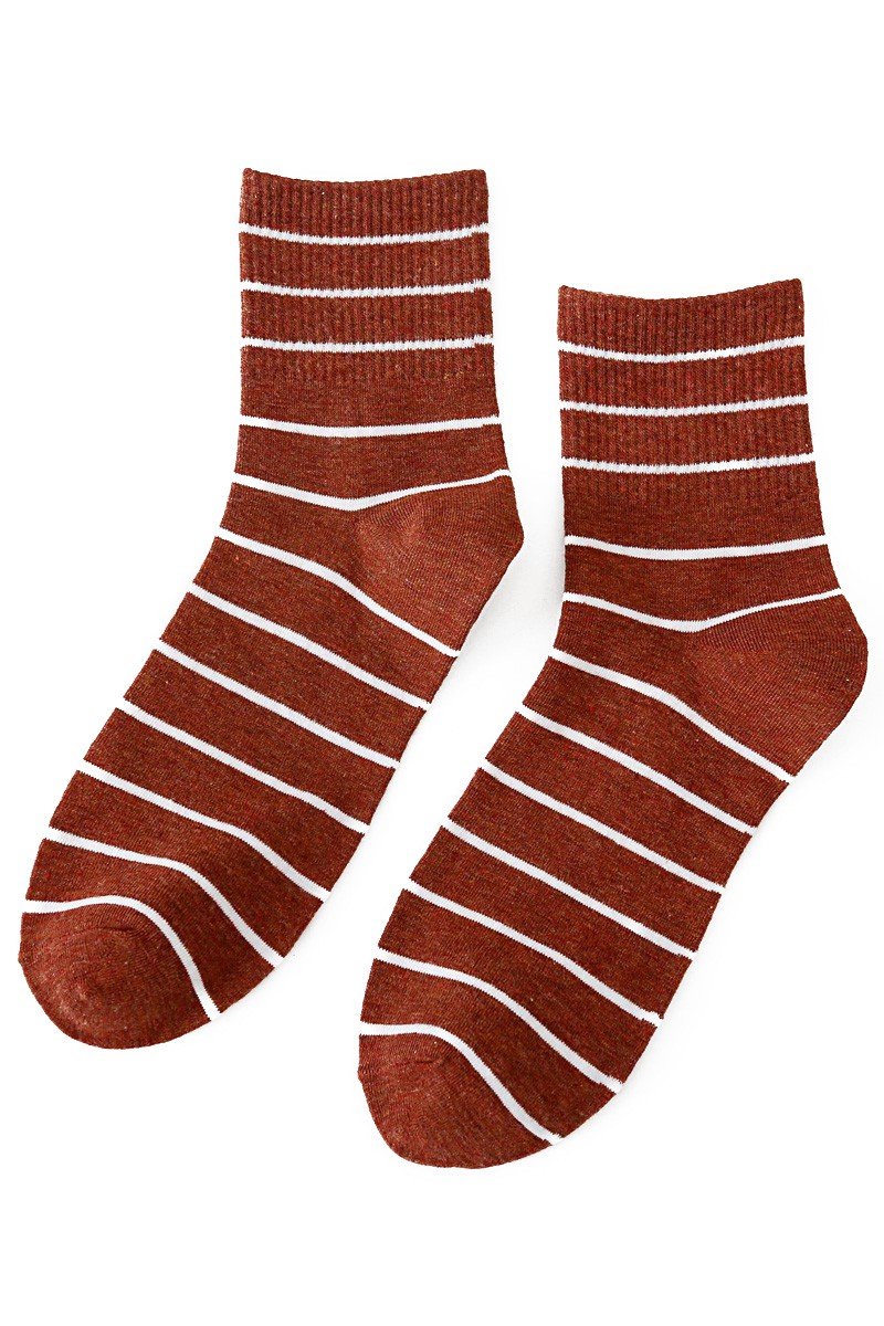 STRIPE CASUAL TRENDY SOCKS