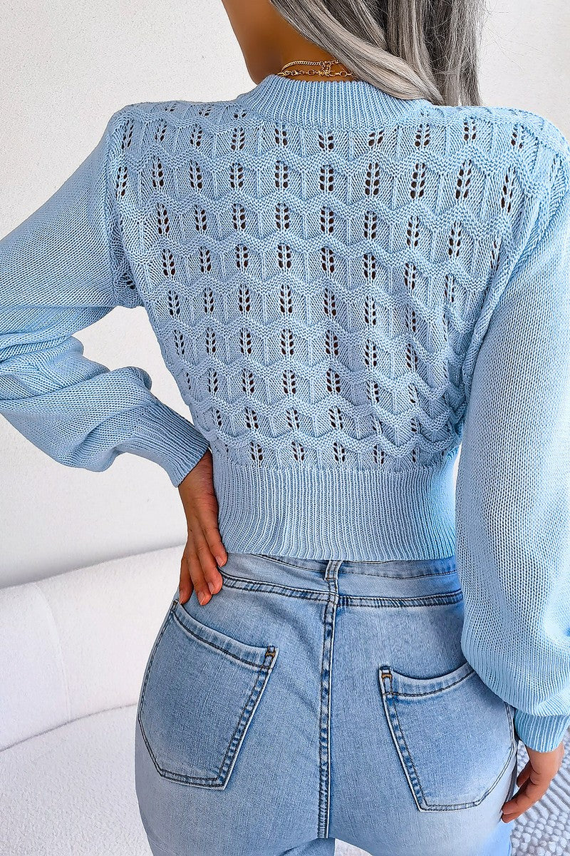 WOMEN CHUNKY CABLE KNIT SHORT CROP SWEATER