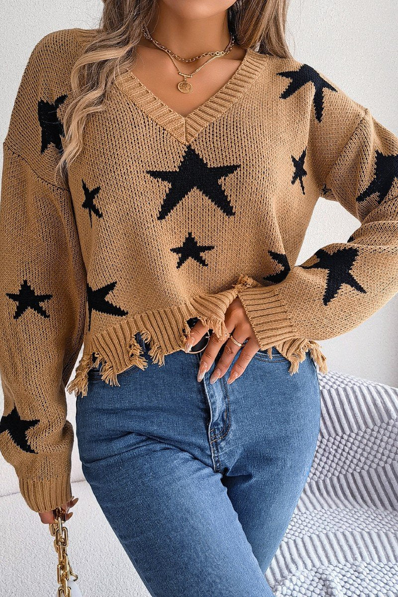 WOMEN STAR PRINTING DISTRESSED HEM KNIT SWEATER