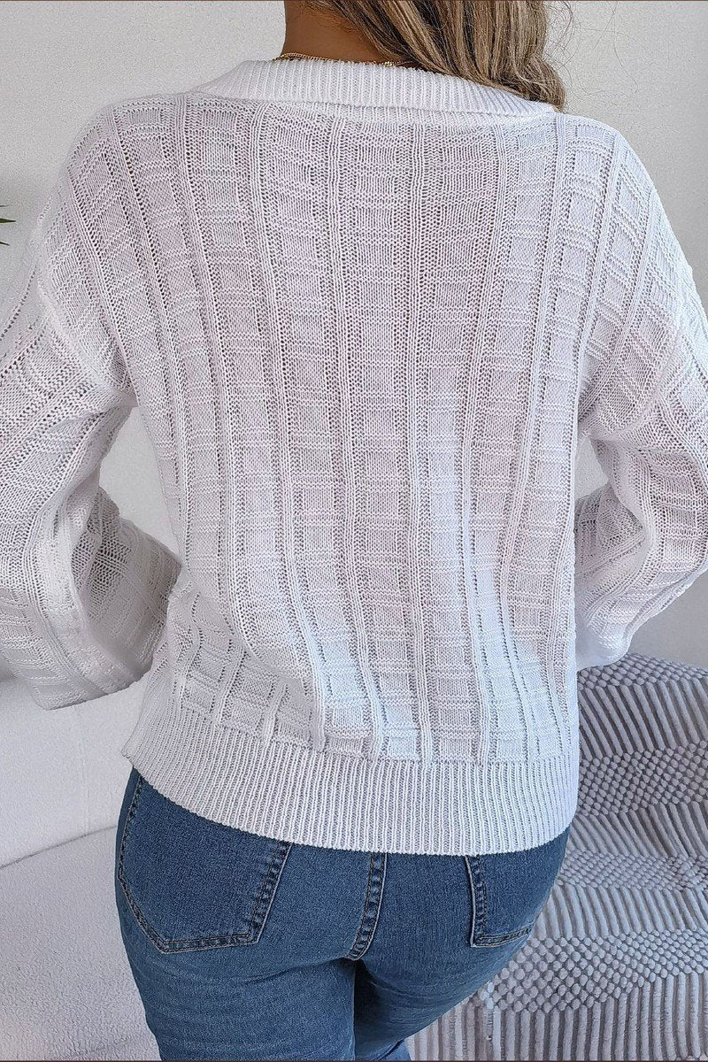 WOMEN LONG SLEEVE LOOSE FIT COLLARED KNIT SWEATER