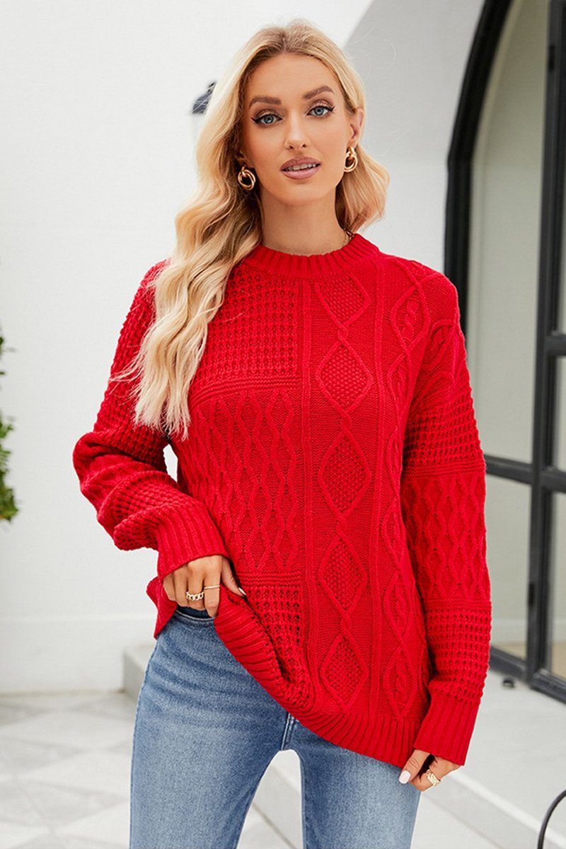 WOMEN TWISTED CHUNKY CABLE KNIT LOOSE FIT SWEATER