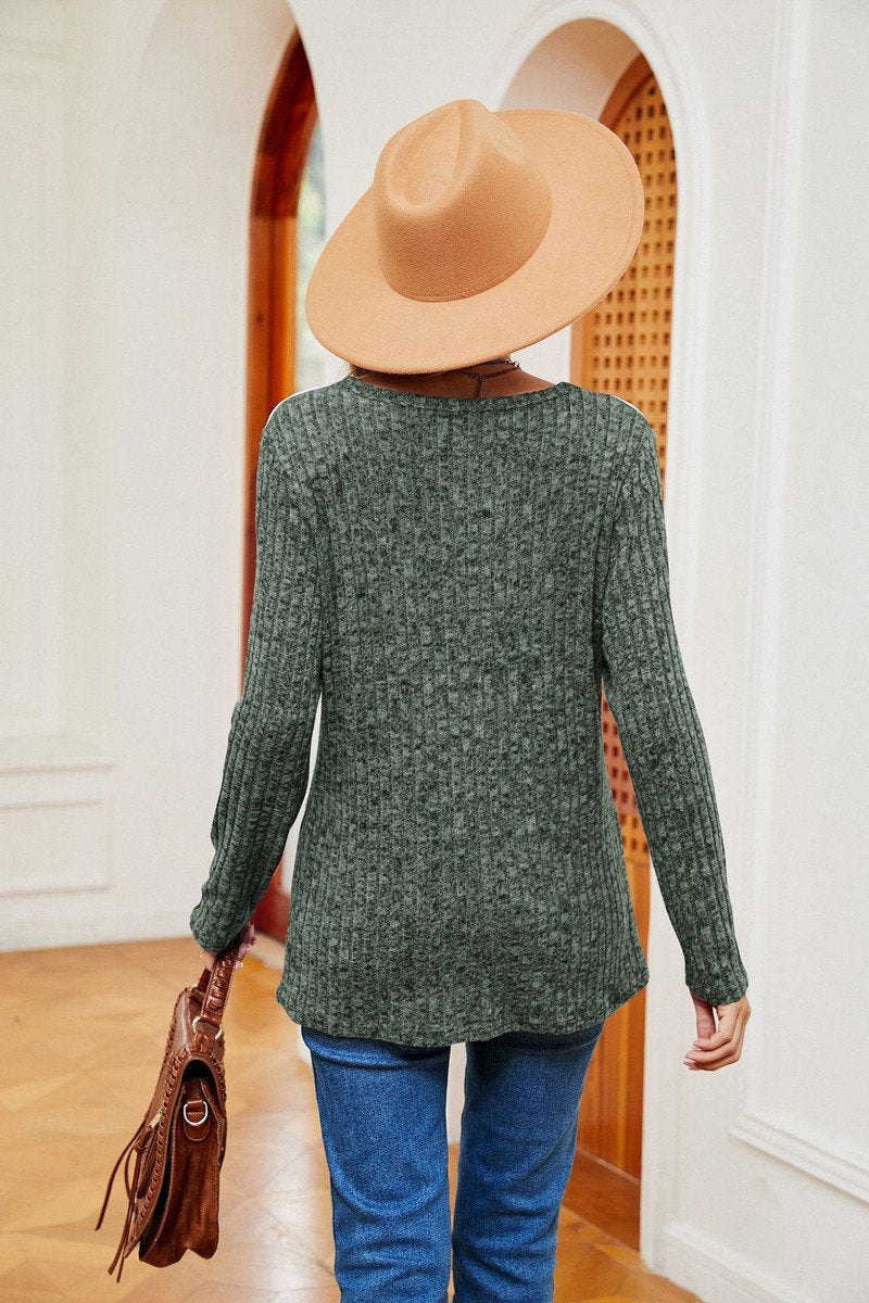 WOMEN COLOR BLOCK SHOULDER ROUND NECK KNIT TOP