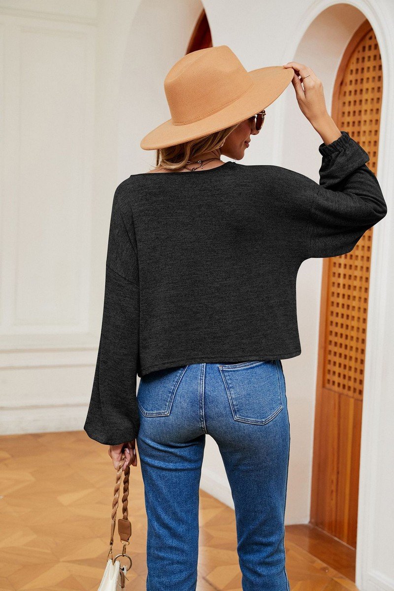 WOMEN LOOSE FIT ROUND NECK LONG SLEEVE BASIC TEE