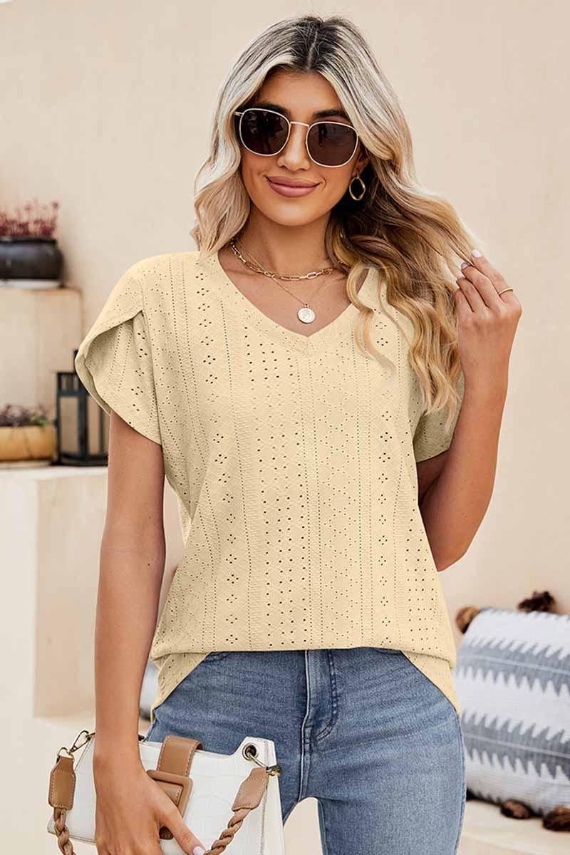 PUNCHING LACE TULIP PUFF V NECK T-SHIRTS - Doublju