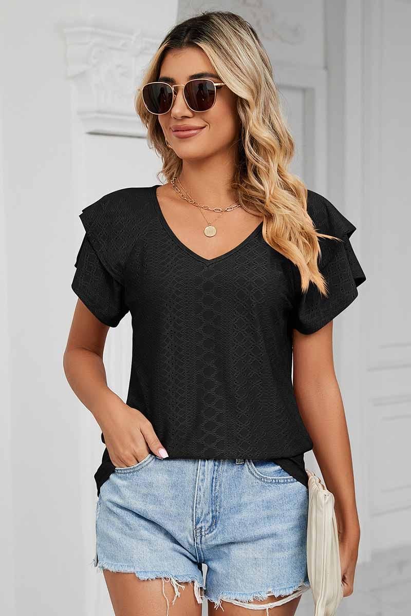 PUNCHING LACE CAKE PUFF V NECK T-SHIRTS - Doublju