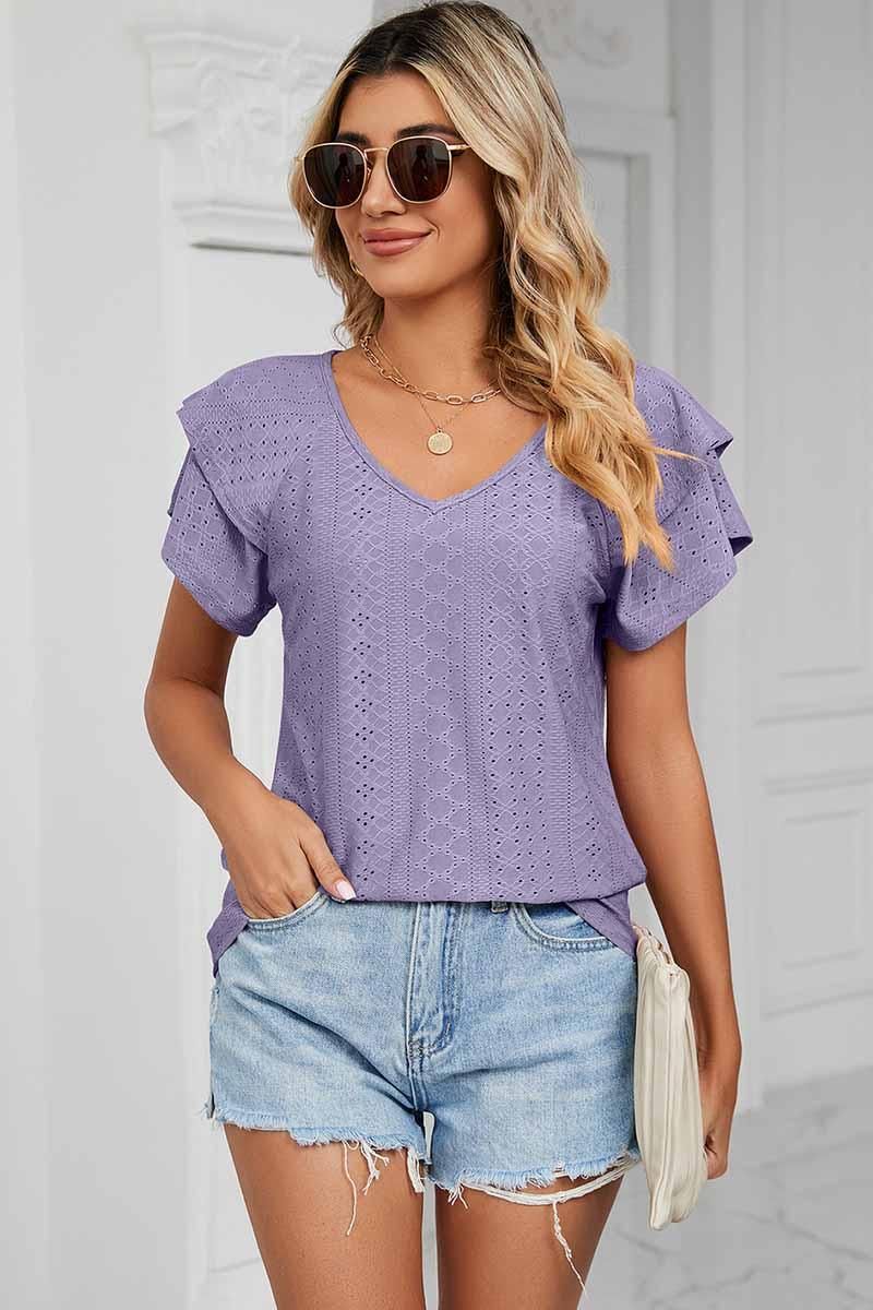 PUNCHING LACE CAKE PUFF V NECK T-SHIRTS - Doublju