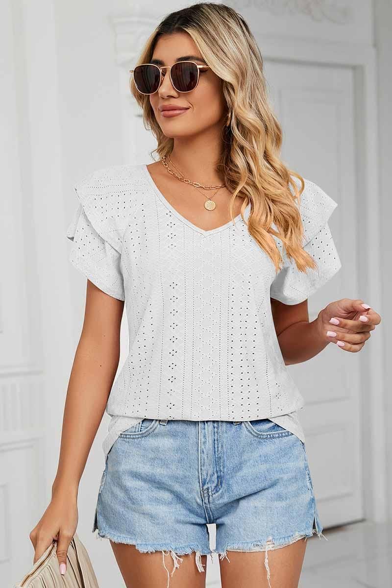 PUNCHING LACE CAKE PUFF V NECK T-SHIRTS - Doublju